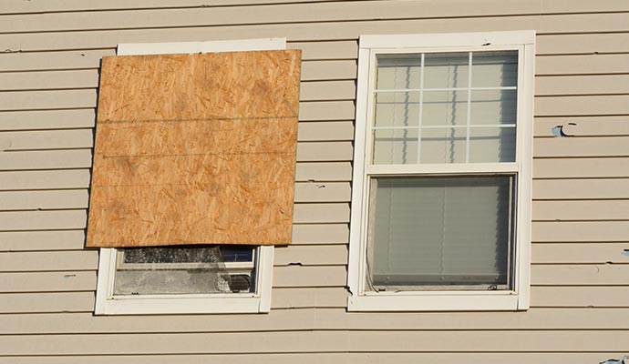 board up service on one window